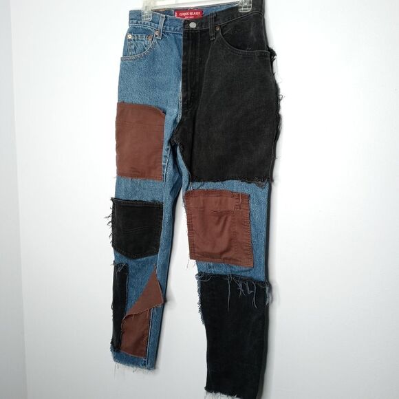 Vintage Levi's Jeans  - Picture 5 of 9